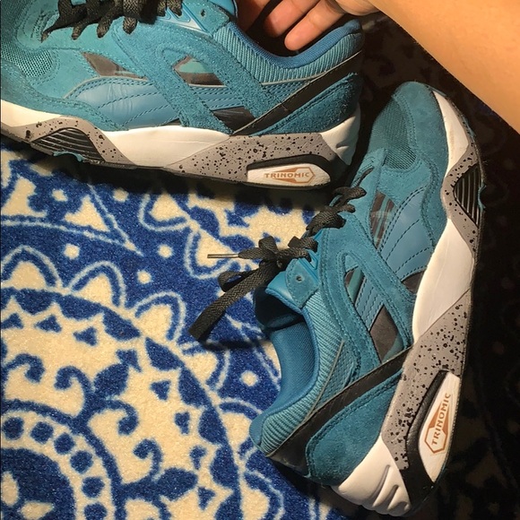 Shoes - Picture 4 of 4